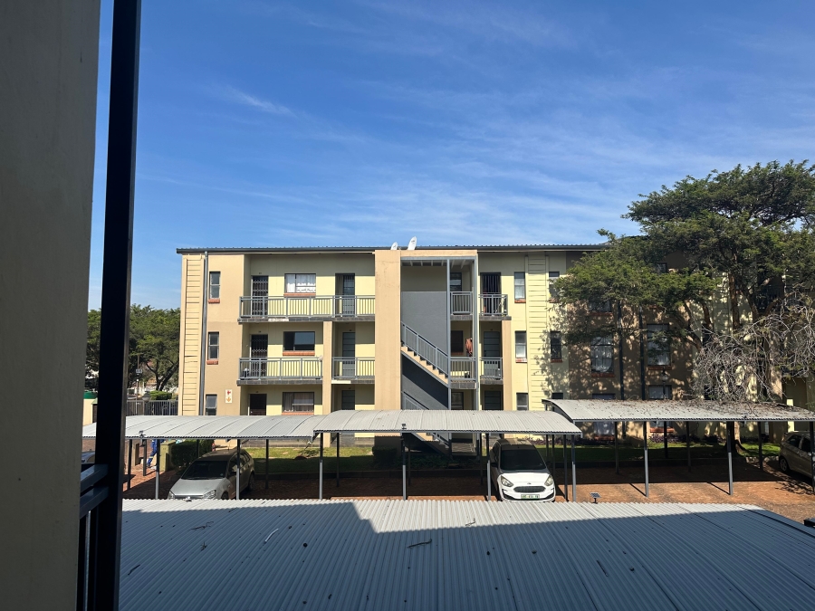 2 Bedroom Property for Sale in Geelhoutpark North West